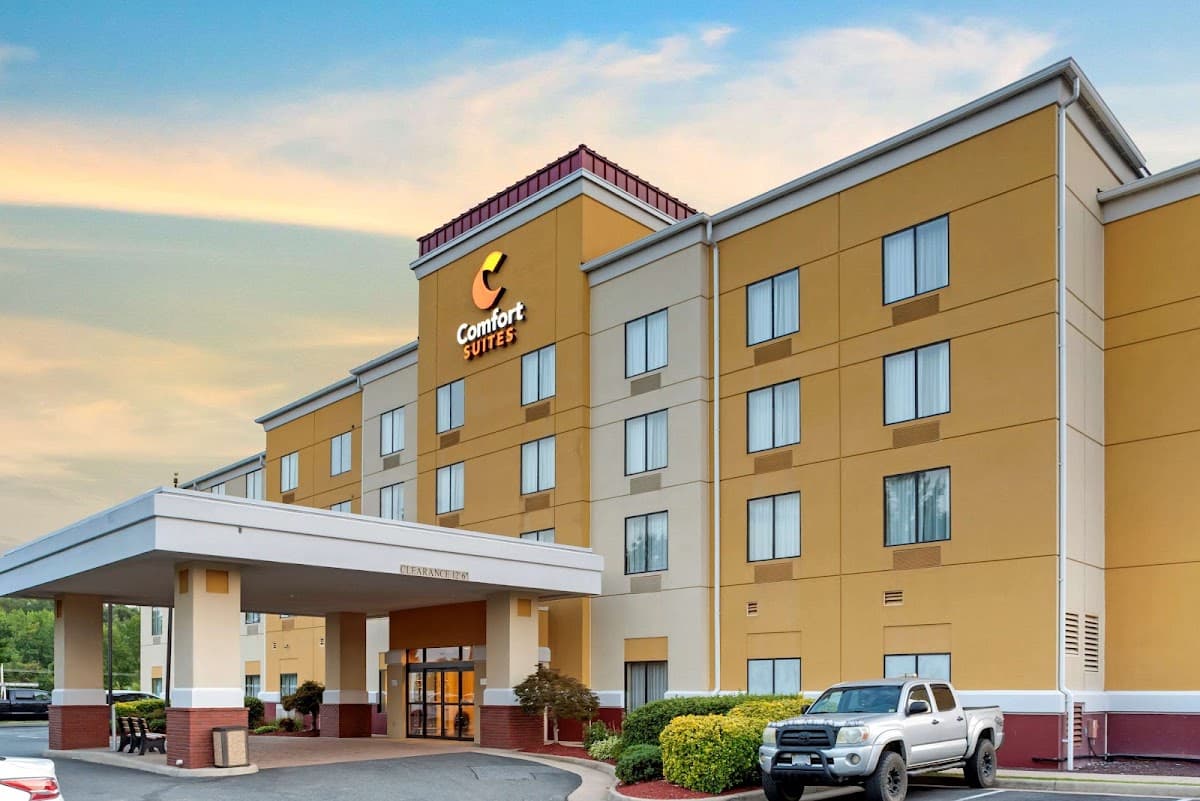 Comfort Suites Fredericksburg North, Hotel in Southern Gateway