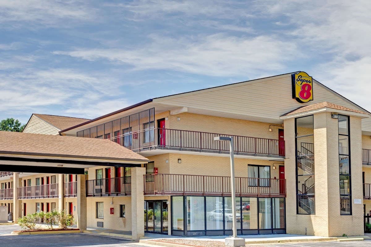 Super 8 by Wyndham Fredericksburg, Hotel in Southern Gateway