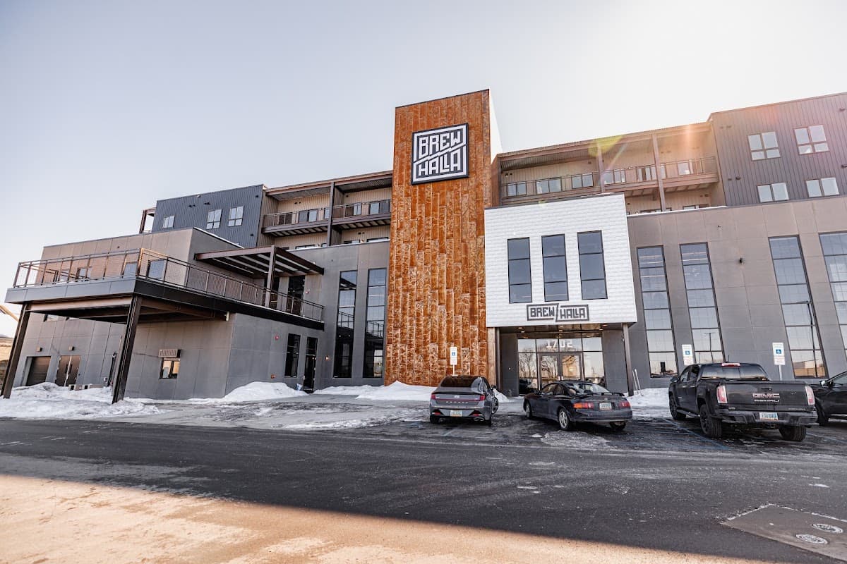 Brewhalla - Market / Events / Hotel, Hotel in Fargo