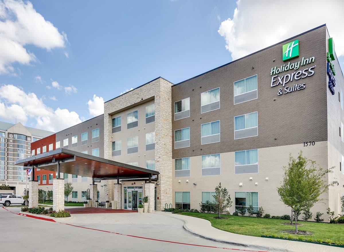 Holiday Inn Express & Suites Dallas NW - Farmers Branch by IHG, Hotel in Farmers Branch