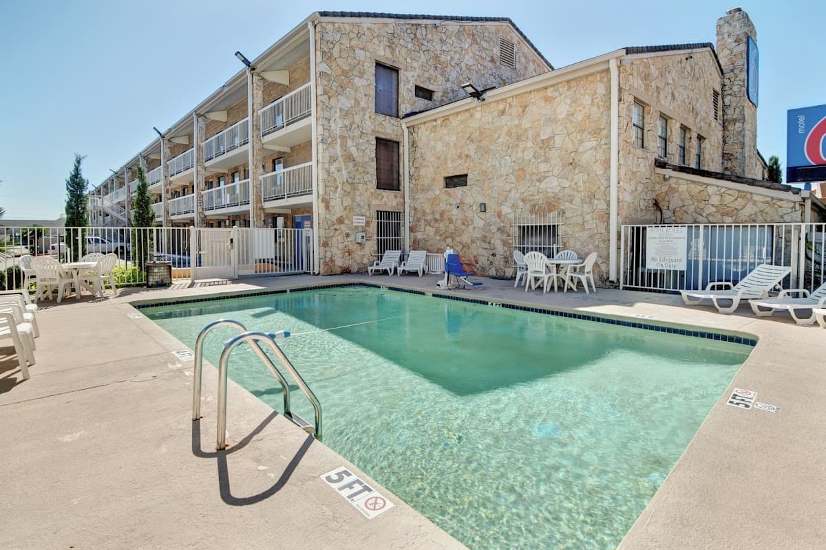 Motel 6 Dallas, TX - Forest Lane, Hotel in Farmers Branch