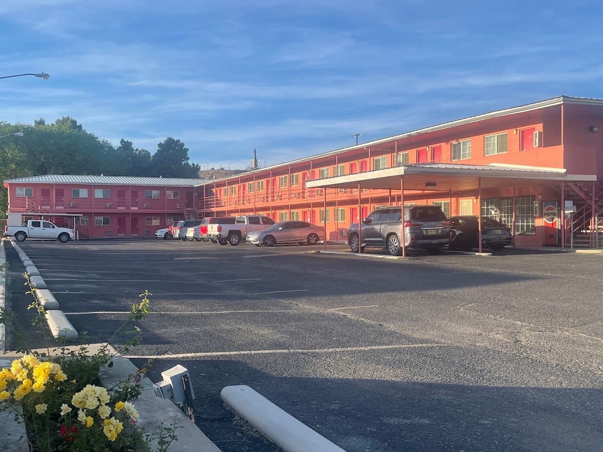 Travel Inn, Hotel in Farmington