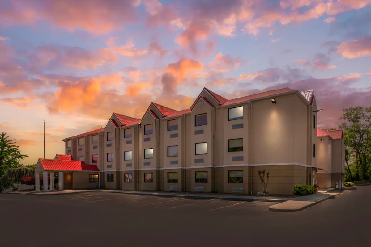 Quality Inn Knoxville West Cedar Bluff, Hotel in Farragut