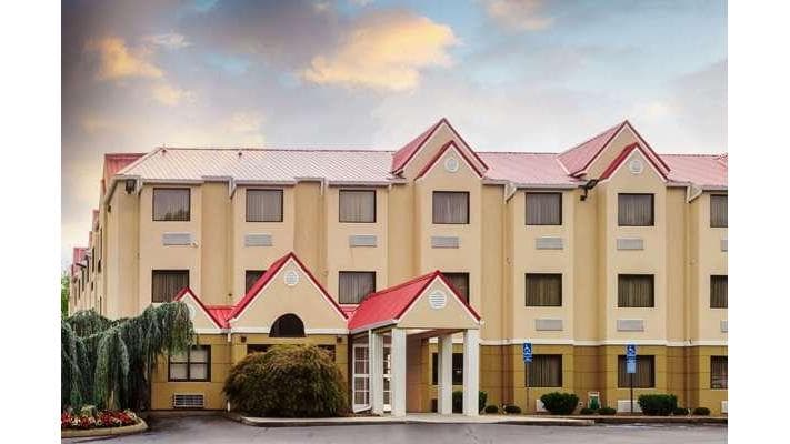 Microtel Inn & Suites by Wyndham Knoxville, Hotel in Farragut