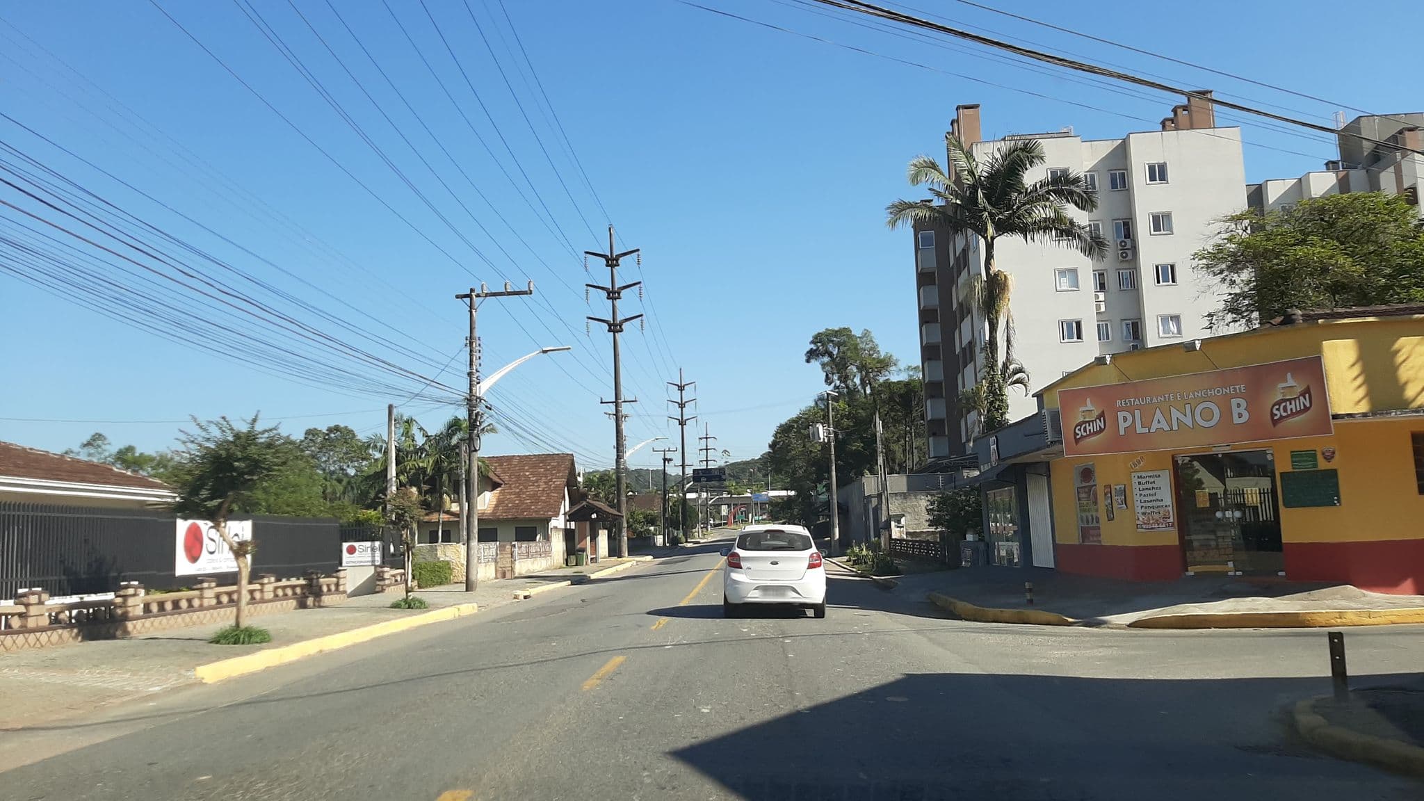 Street view near Pousada Stern, Joinville — © bendosepud (CC BY-SA · Mapillary)