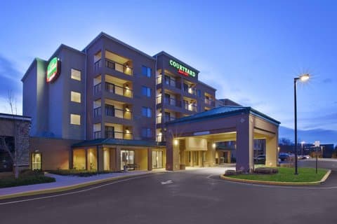 Courtyard by Marriott Somerset, Hotel in Franklin Center