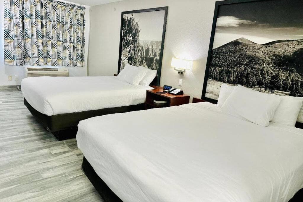 Days Inn & Suites by Wyndham Flagstaff I-40, Hotel in Flagstaff