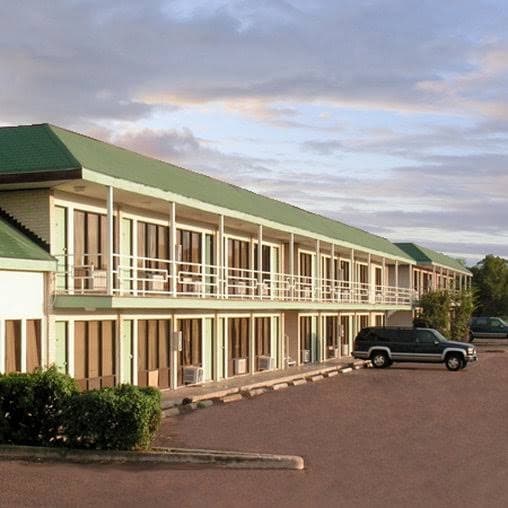 Sunset Inn Flatonia I 10 by Hotel O, Hotel in Flatonia