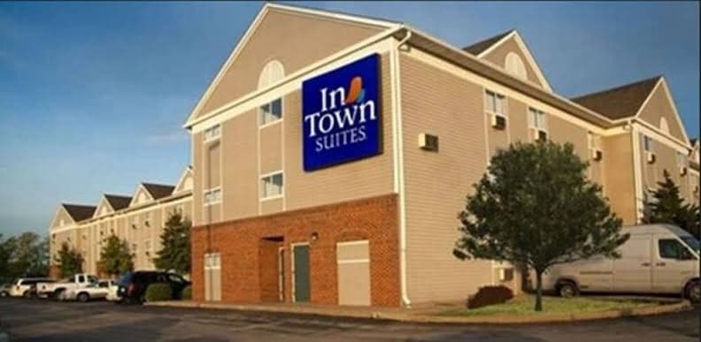 InTown Suites Extended Stay St. Louis MO - Hazelwood, Aparthotel in Hazelwood