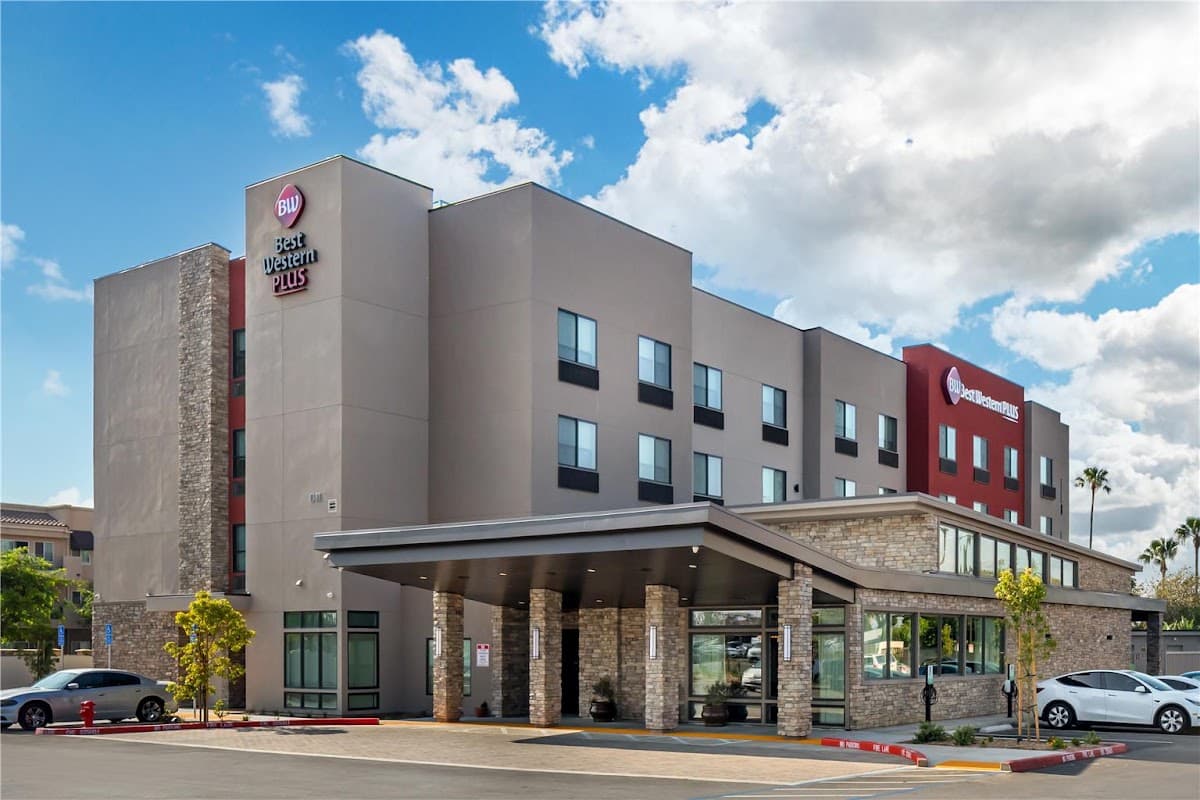 Best Western Plus Rialto, Hotel in Rialto