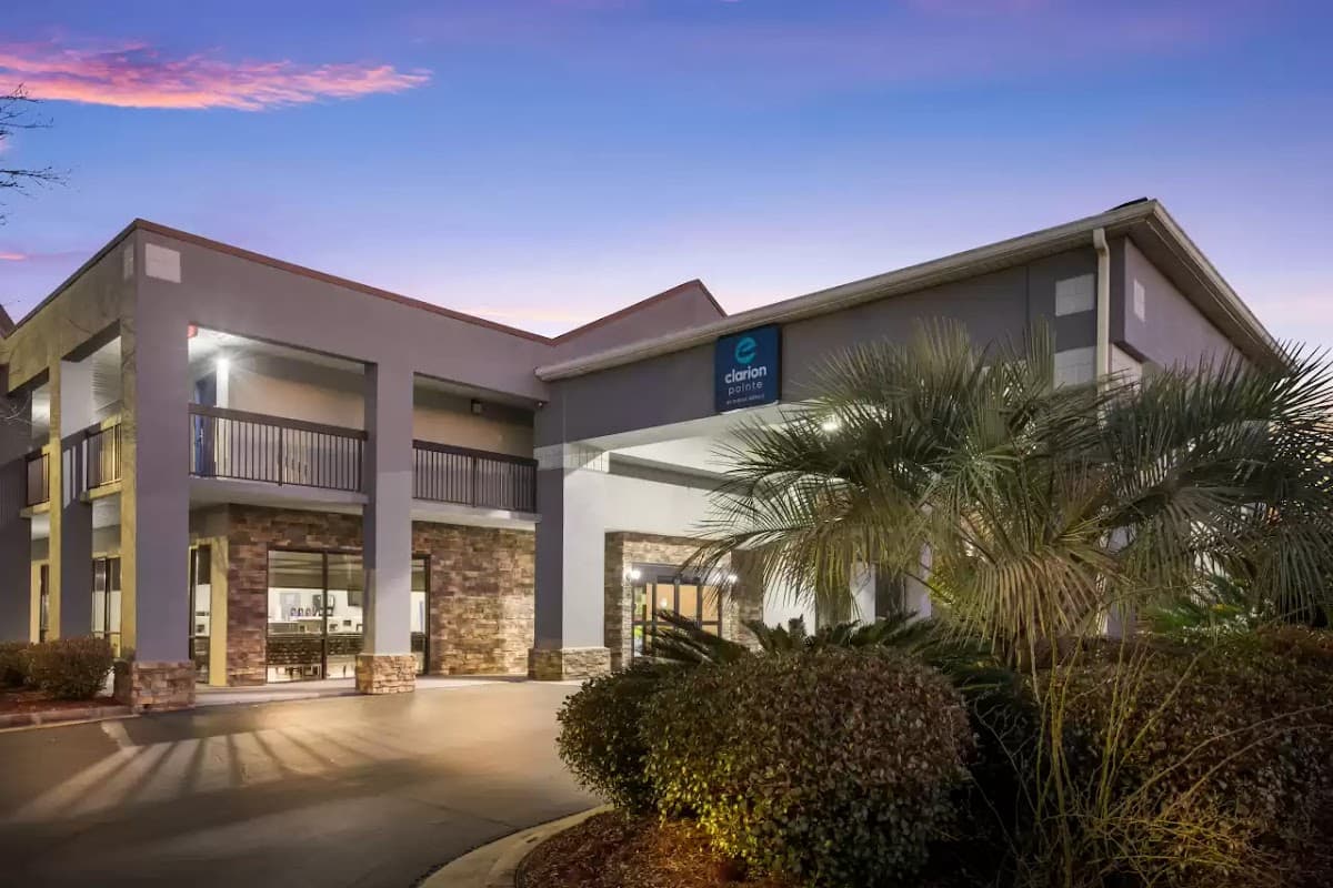 Clarion Pointe Forsyth I-75, Hotel in Forsyth