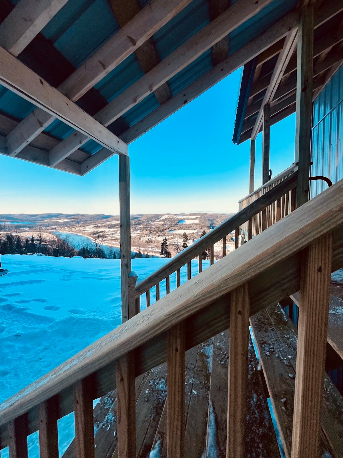 Eagle Eye Cabin Rental | Northern Maine Snowmobile & Hunting Lodging, Hotel in Fort Kent