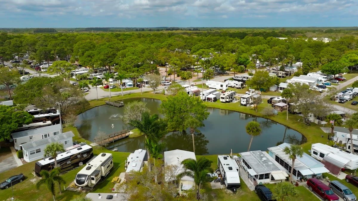 Road Runner Travel Resort, Resort in Fort Pierce North