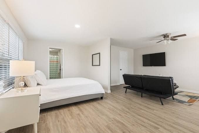 Calmont Guest House - One-Bedroom House, Guesthouse in Westworth