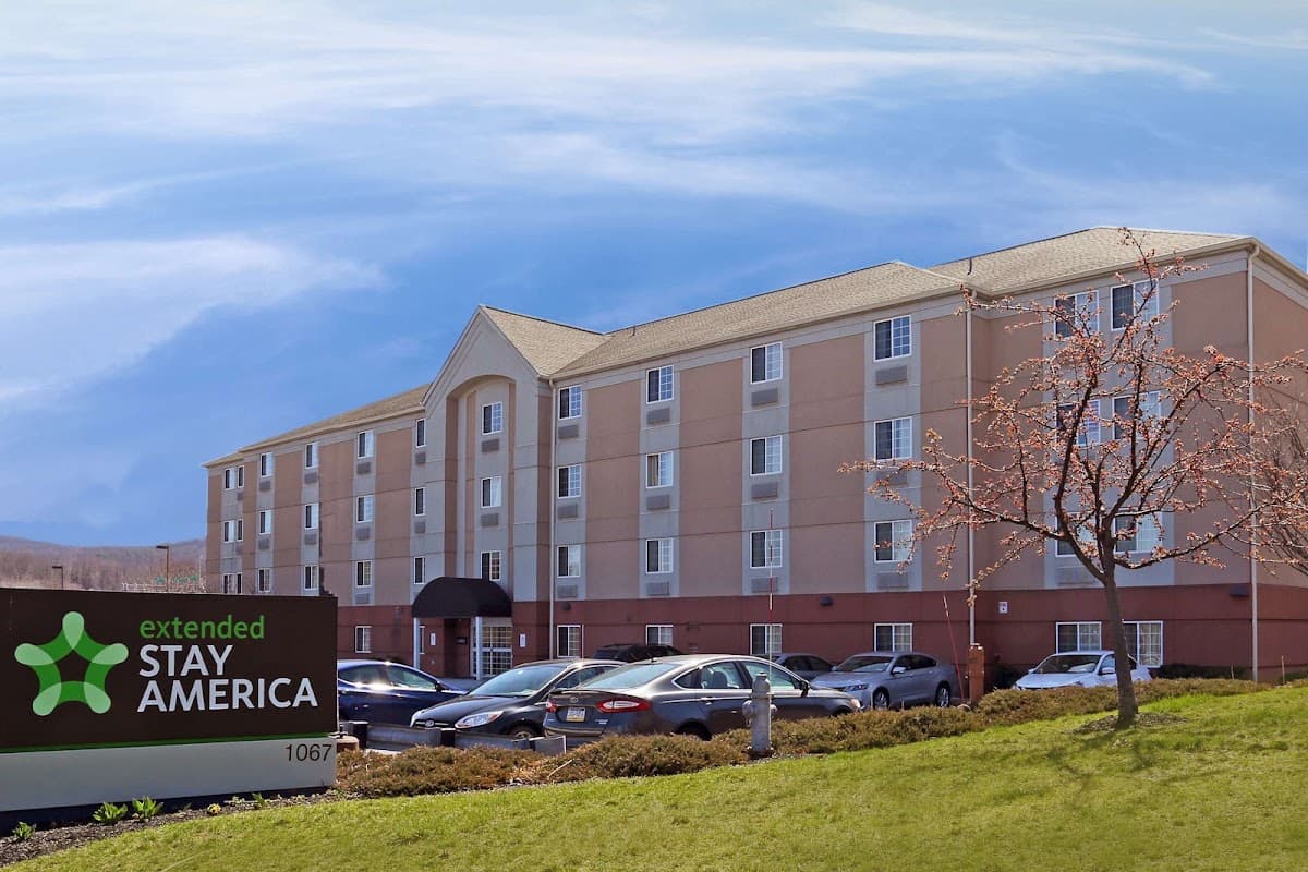 Extended Stay America Select Suites- Wilkes - Barre - Scranton, Aparthotel in Plains