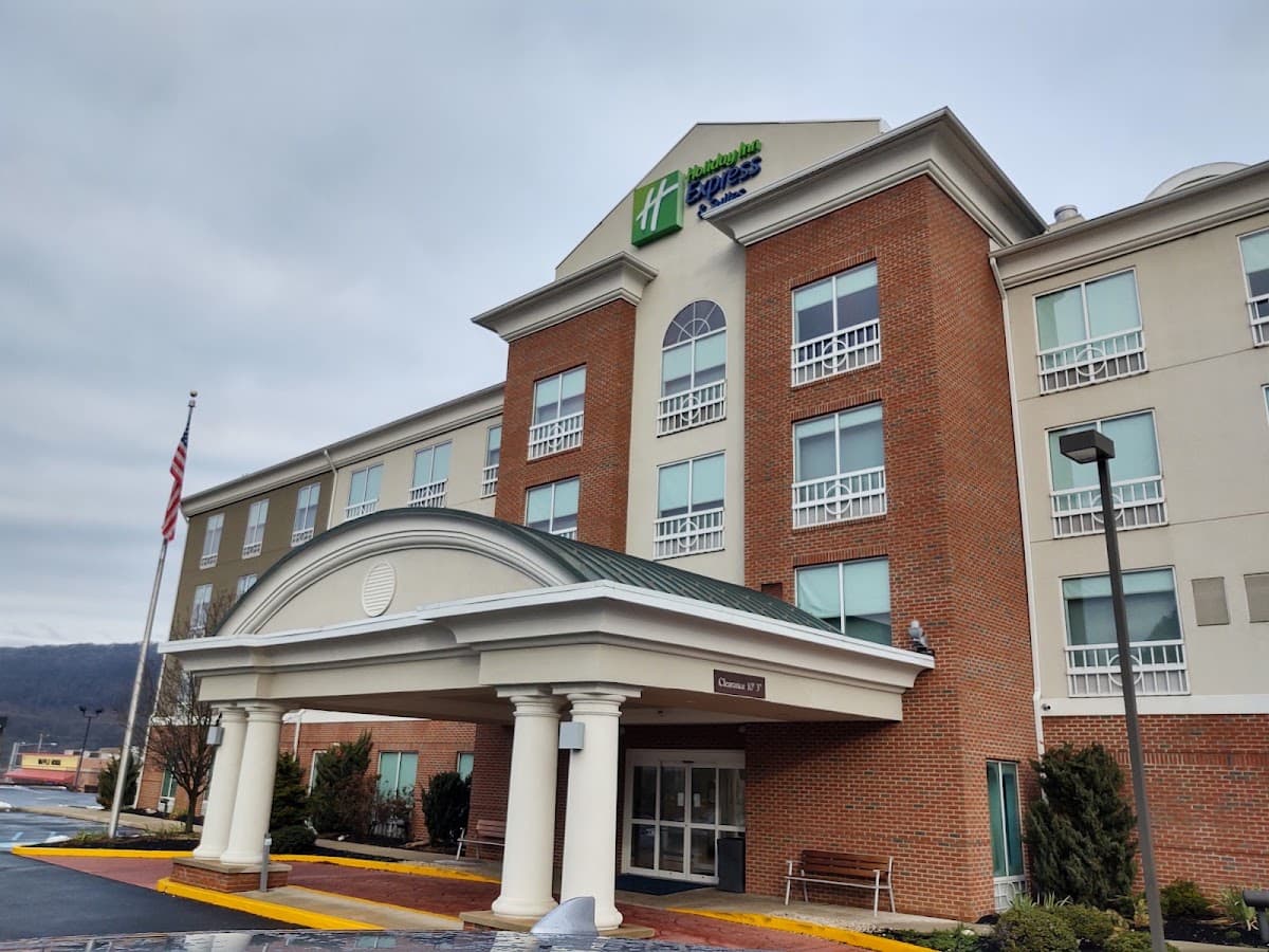 Holiday Inn Express & Suites Bethlehem by IHG, Hotel in Hellertown