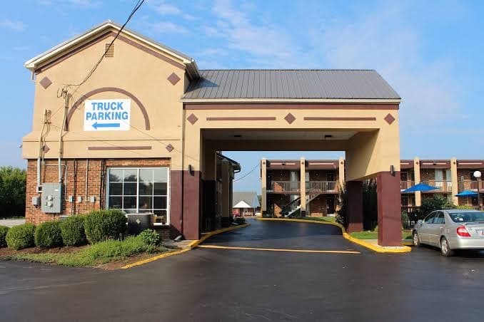 Bluegrass Inn, Hotel in Frankfort