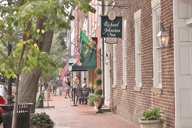 Richard Johnston Inn & 1890 Caroline House, Bed & Breakfast in Fredericksburg