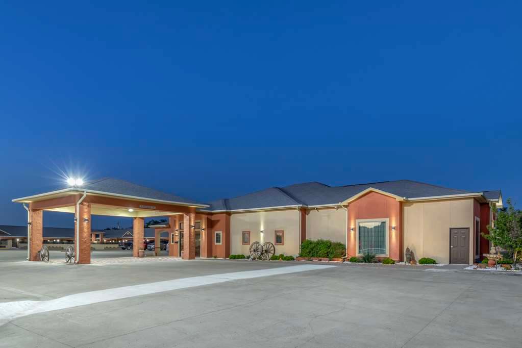 Best Western Windwood Inn & Suites, Hotel in Freer