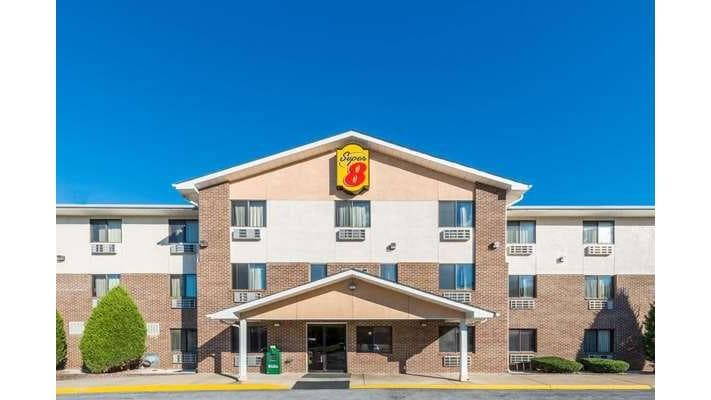 Super 8 by Wyndham Front Royal Near Shenandoah National Park, Hotel in Front Royal