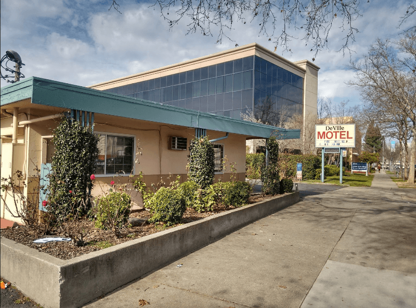 Deville Motel, Motel in Fruitridge Pocket
