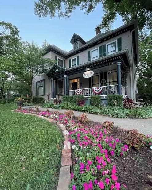 Loganberry Inn, Bed & Breakfast in Fulton