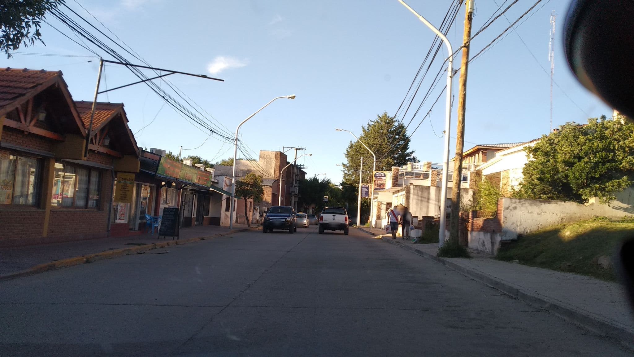 Street view near Hostería Los Cedros, Mina Clavero — © nicfer (CC BY-SA · Mapillary)