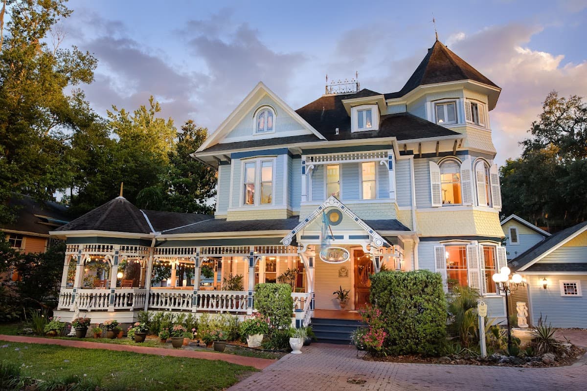Sweetwater Branch Inn Lodging & Events, Hotel in Gainesville