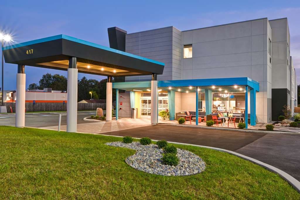 Tru by Hilton Syracuse North Airport Area, Hotel in Galeville