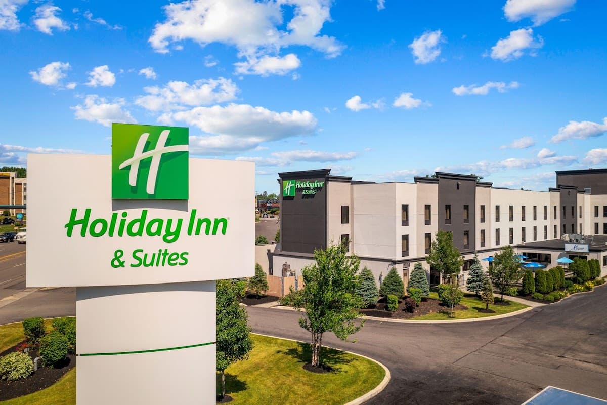 Holiday Inn & Suites Syracuse Airport, Hotel in Galeville