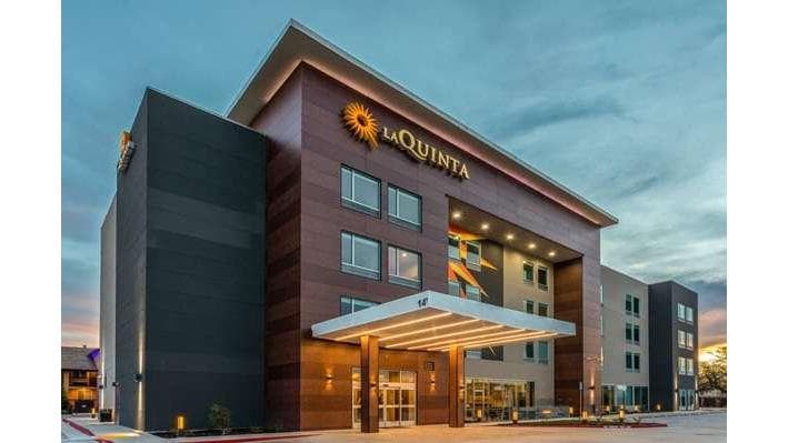 La Quinta Inn & Suites by Wyndham Galt Lodi North, Hotel in Galt