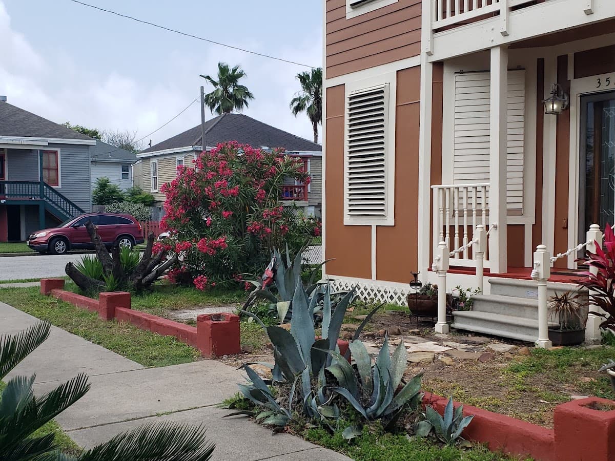 Hattie's Place, Too, Holiday Home in Galveston