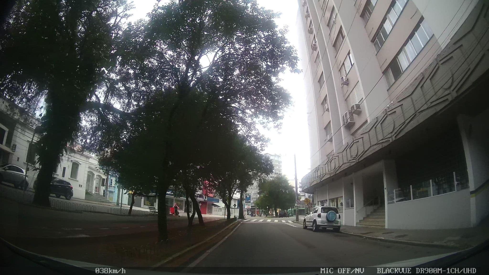 Street view near Oscar Hotel, Florianópolis — © kaart5 (CC BY-SA · Mapillary)