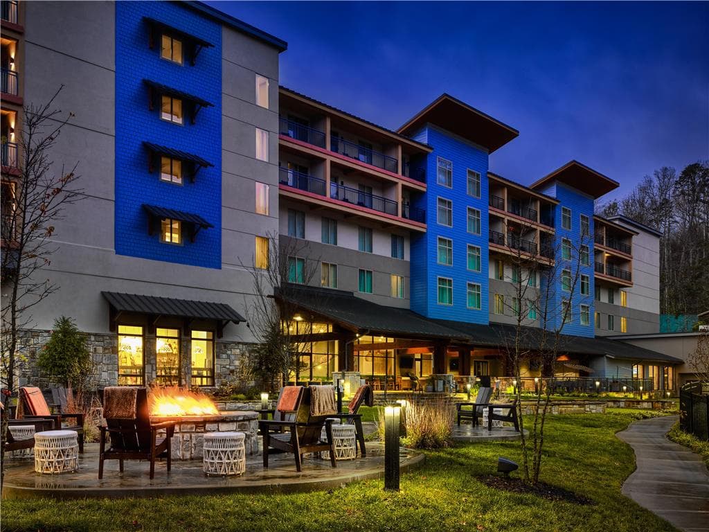Embassy Suites by Hilton Gatlinburg Resort, Hotel in Gatlinburg