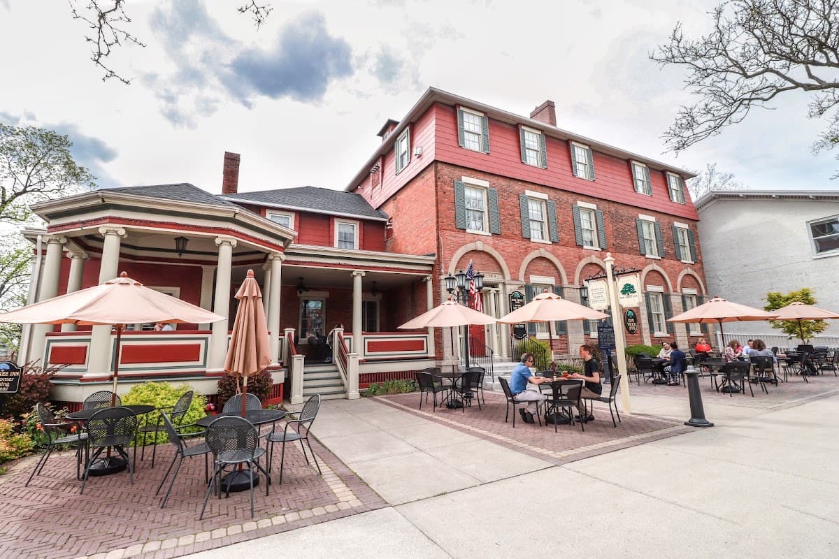 Big Tree Inn, Hotel in Geneseo