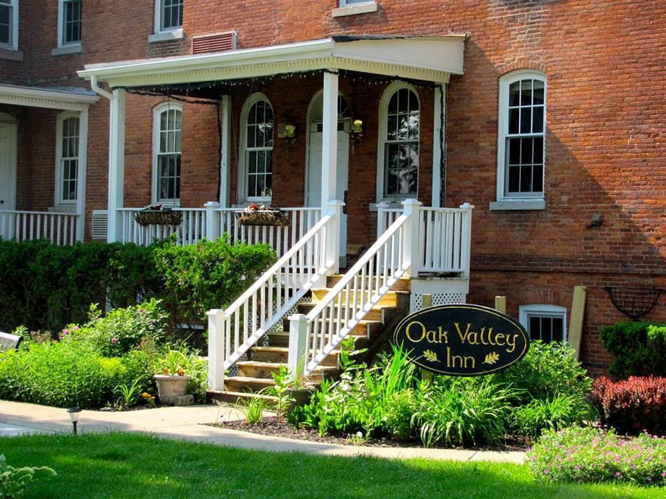 Oak Valley Inn and suites, Hotel in Geneseo