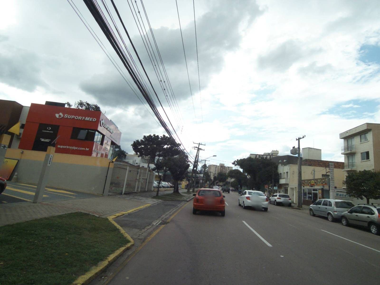 Street view near Confiance Inn, Curitiba — © projevias (CC BY-SA · Mapillary)