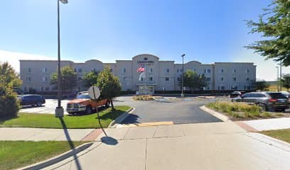 Meet up spot, Hotel in Gilberts