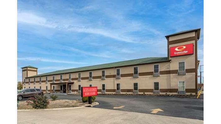 Econo Lodge Inn & Suites Granite City - St. Louis, Hotel in Pontoon Beach