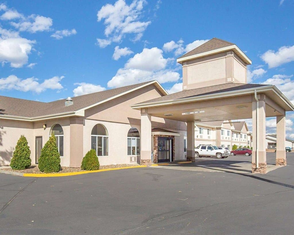 FairBridge Inn & Suites, Hotel in Glendive