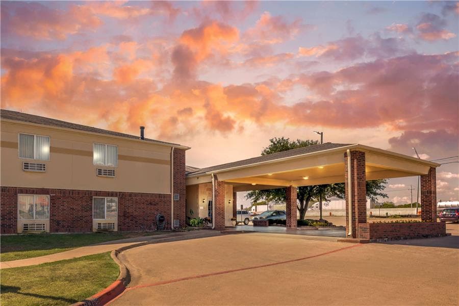 Comfort Inn & Suites Red Oak - Dallas Area, Hotel in Red Oak