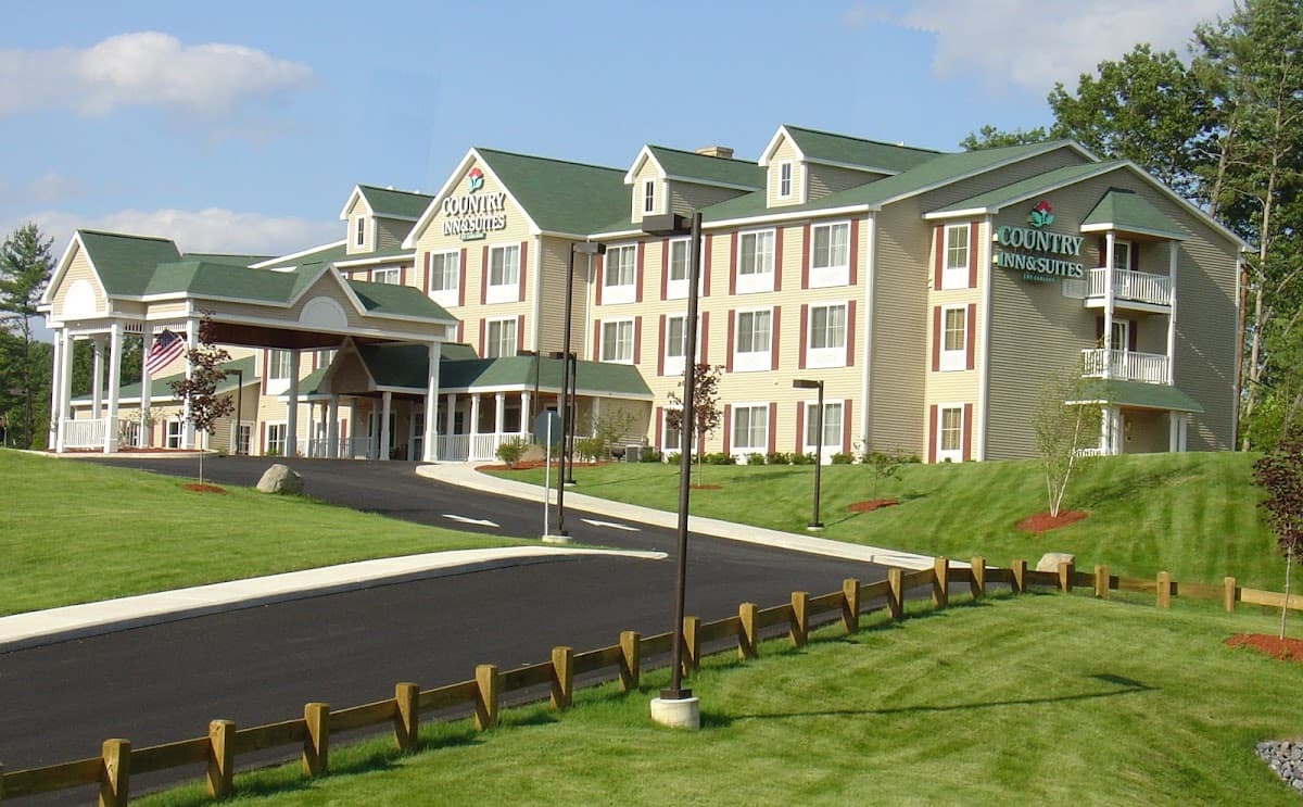 Country Inn & Suites by Radisson, Queensbury - Lake George, Hotel in Glens Falls North