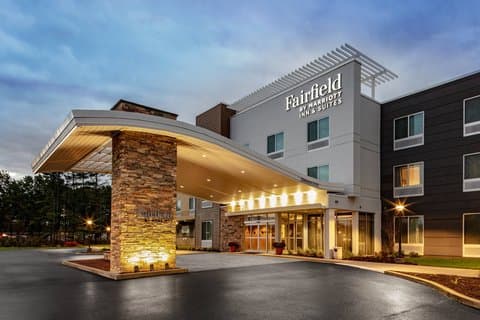 Fairfield by Marriott Inn & Suites Queensbury Glens Falls/Lake George Area, Hotel in West Glens Falls