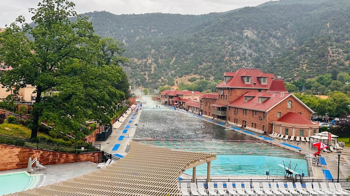 Hotel 1888 at Glenwood Hot Springs Resort, Hotel in Glenwood Springs