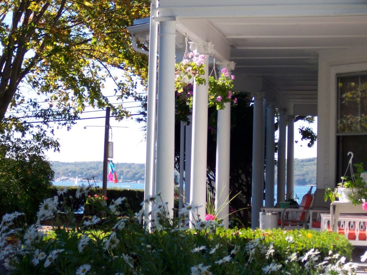 Colonial Inn, Hotel in Gloucester