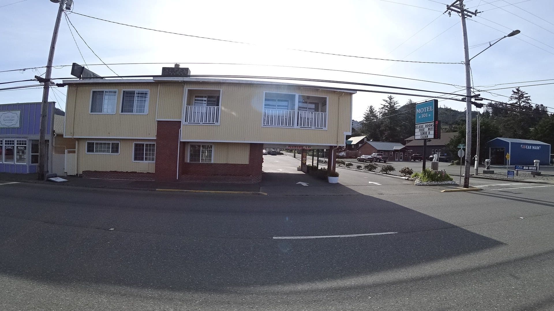 Street view near Rhododendron Room at The Wildflower Inn, Gold Beach — © stilldavid (CC BY-SA · Mapillary)