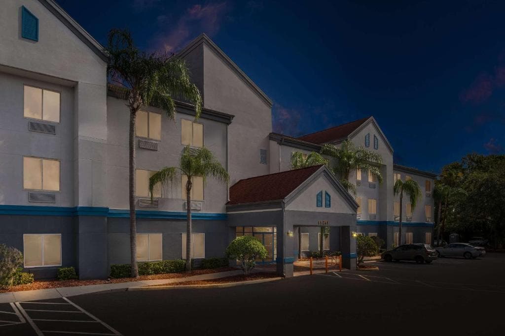 Suburban Studios Orlando - Ocoee/Winter Garden, Aparthotel in Ocoee