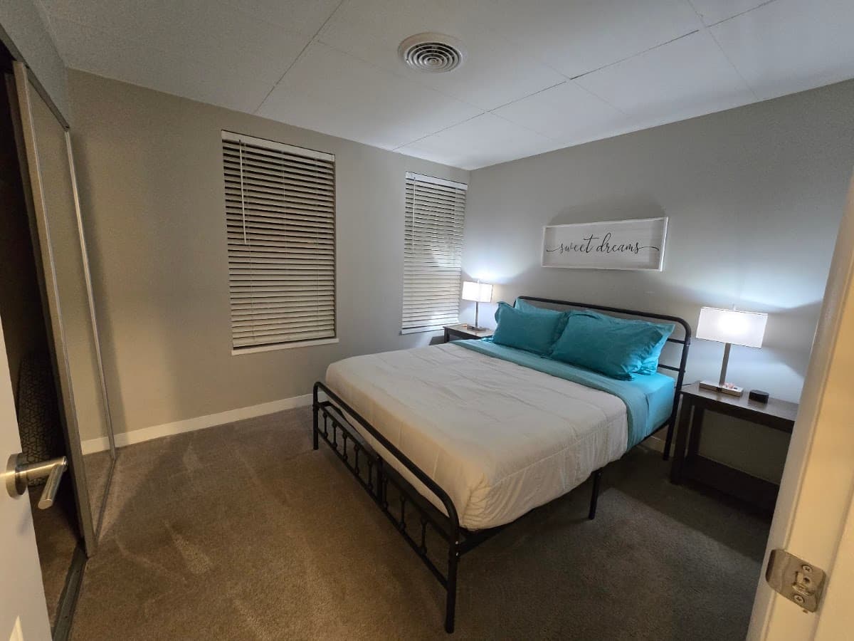 LiveSuites Vacation Rentals, Holiday Home in Grand Rapids