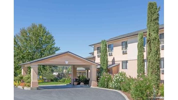 Super 8 by Wyndham Grants Pass, Hotel in Grants Pass