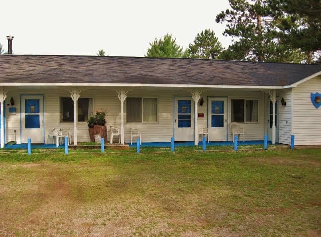 Pointe North of Grayling, Motel in Grayling